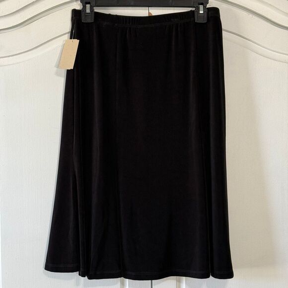 Coldwater Creek, Swingy Travel Knit Skirt, Black, Size‎ Small(8) - Picture 2 of 8